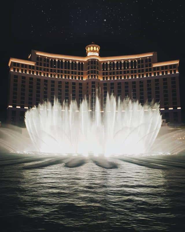 Bellagio Fountains Water Show 1