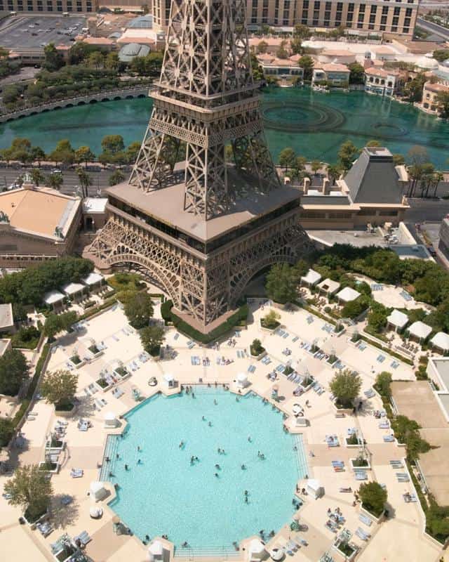 Paris Las Vegas Pool 2